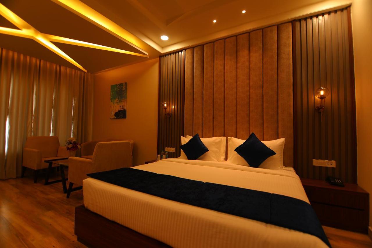 הרידוואר The Forest Hill Hotel מראה חיצוני תמונה
