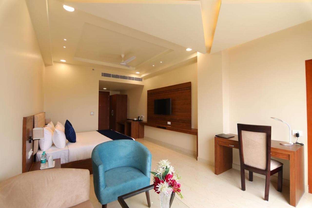 הרידוואר The Forest Hill Hotel מראה חיצוני תמונה