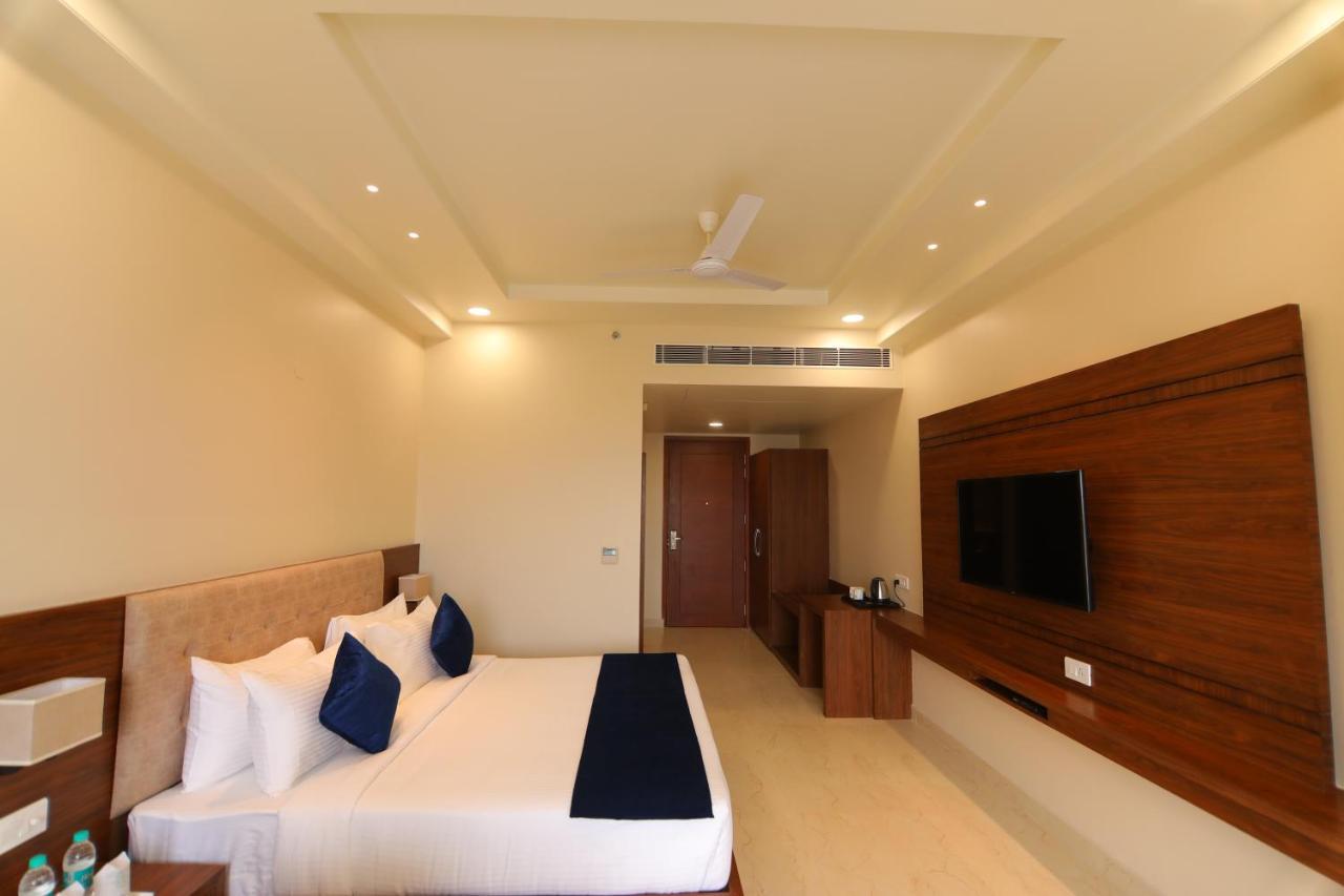 הרידוואר The Forest Hill Hotel מראה חיצוני תמונה