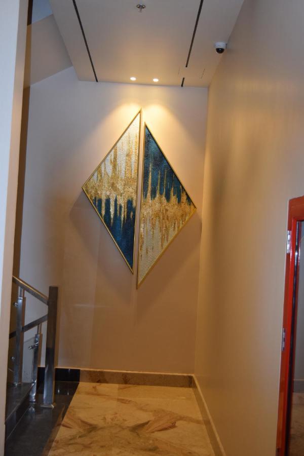 הרידוואר The Forest Hill Hotel מראה חיצוני תמונה