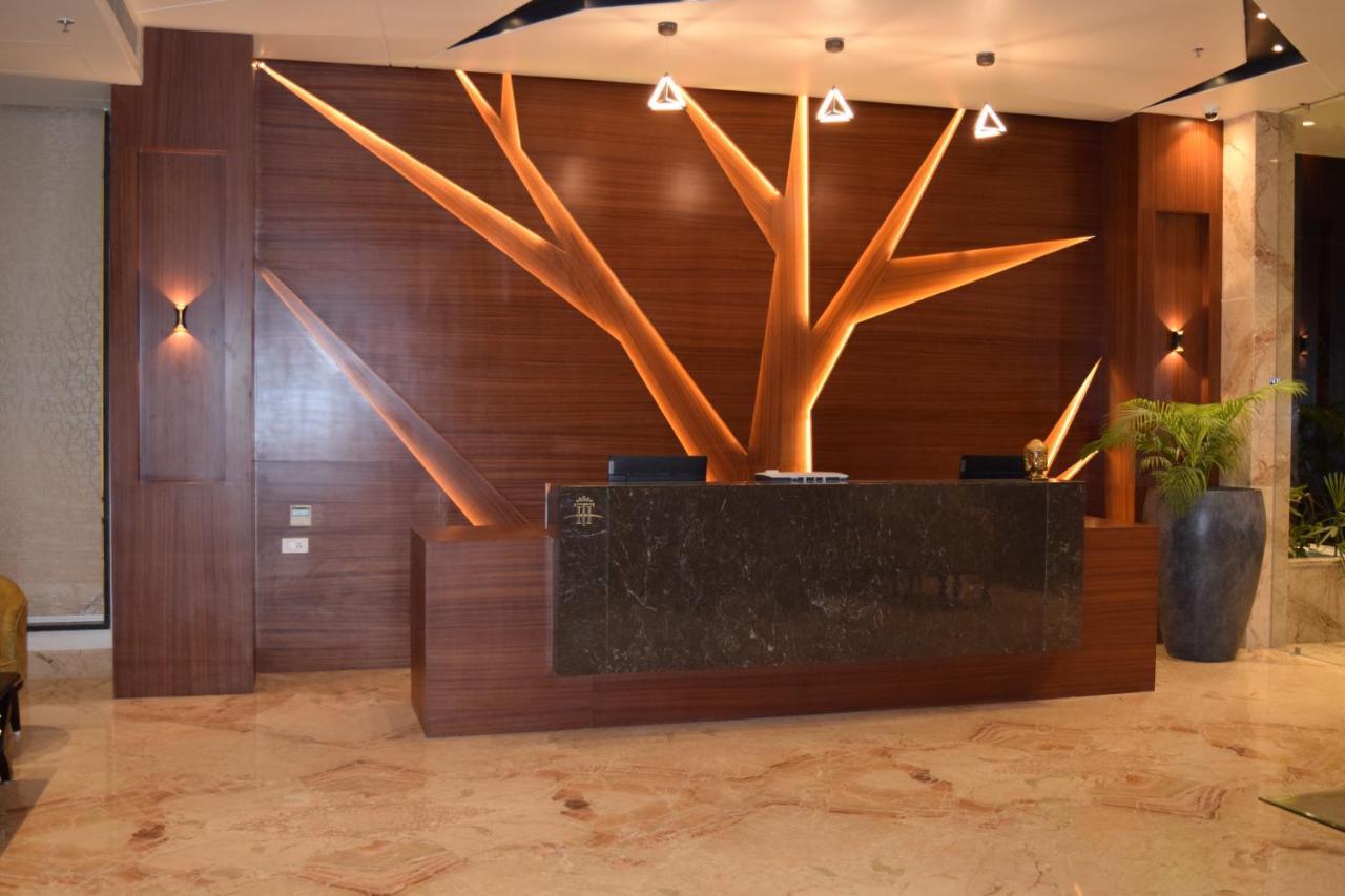 הרידוואר The Forest Hill Hotel מראה חיצוני תמונה