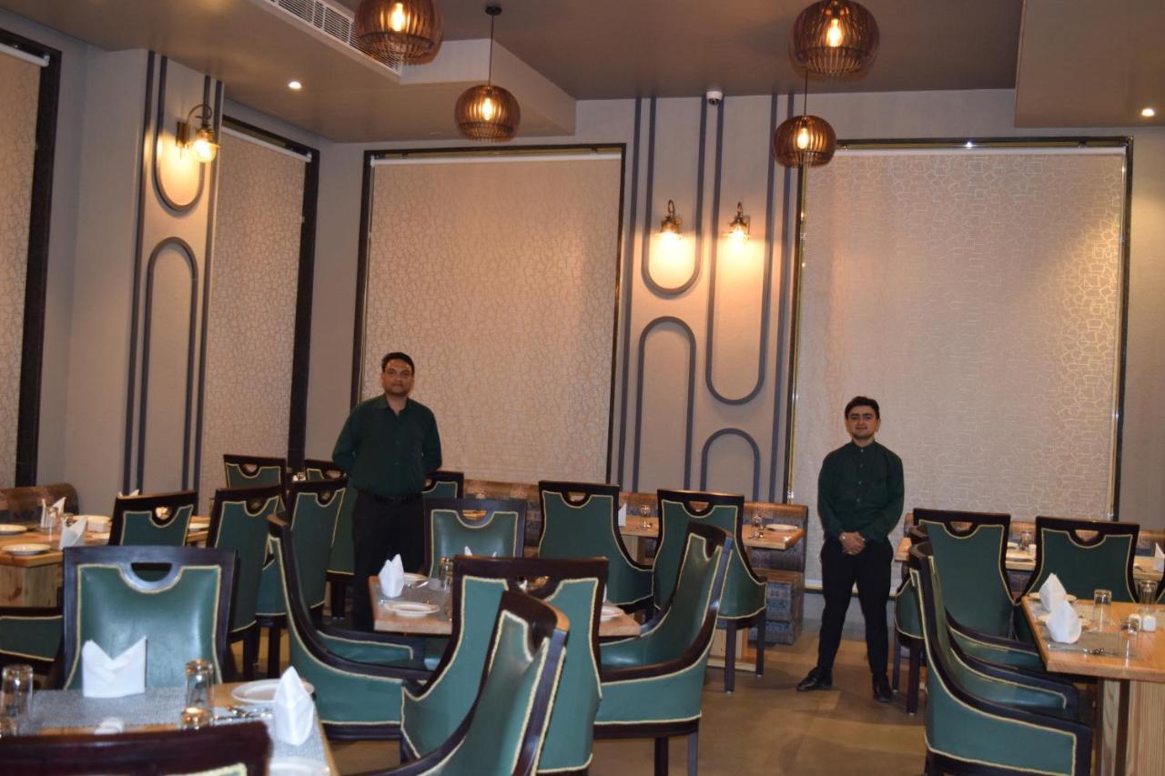 הרידוואר The Forest Hill Hotel מראה חיצוני תמונה