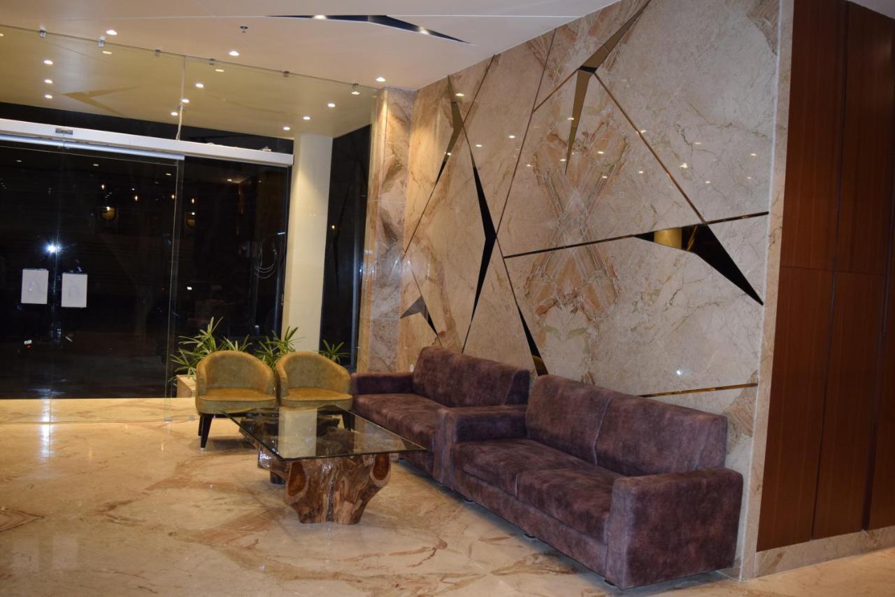 הרידוואר The Forest Hill Hotel מראה חיצוני תמונה